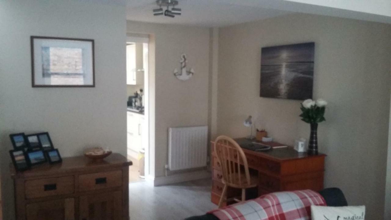 Chloe Cottage Whitstable Exterior photo